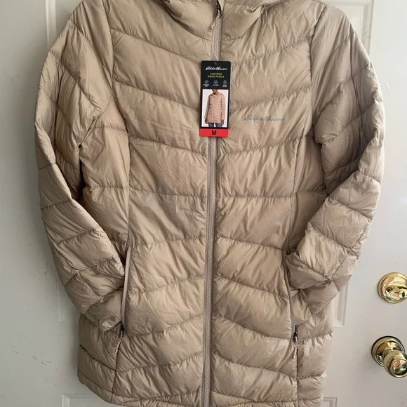 Eddie Bauer Women's Beige Hooded Puffer Coat - Picture 4 of 14